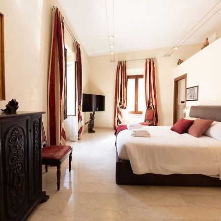 The Best Rent - Apartment With A View On Altare Della Patria Rome Bagian luar foto