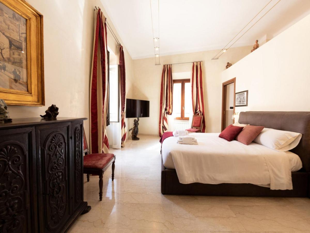 The Best Rent - Apartment With A View On Altare Della Patria Rome Bagian luar foto