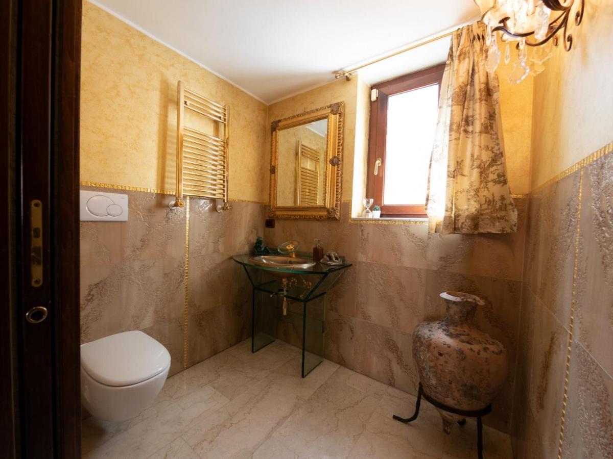 The Best Rent - Apartment With A View On Altare Della Patria Rome Bagian luar foto