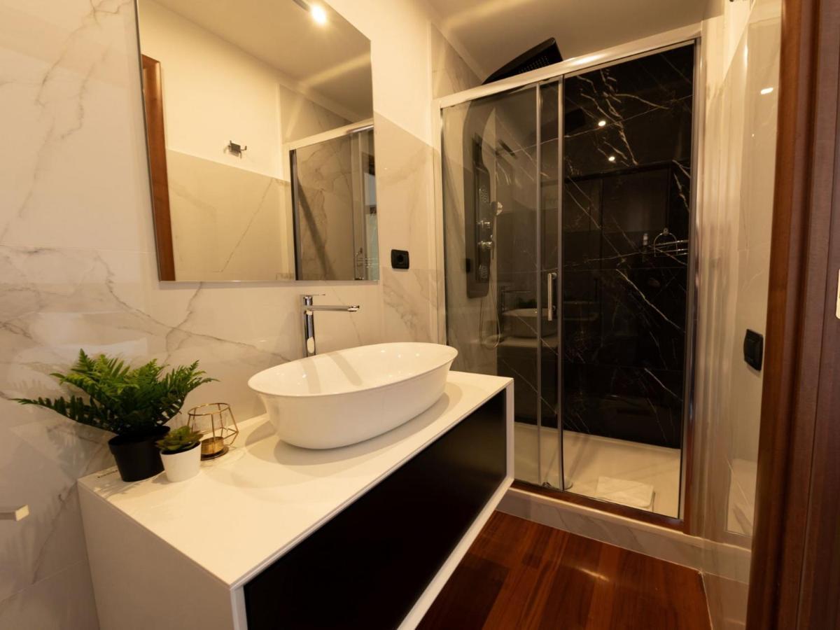 The Best Rent - Apartment With A View On Altare Della Patria Rome Bagian luar foto